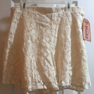 Mudd lacy skater short